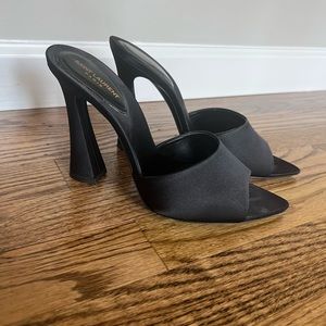 Saint Laurent Gippy satin mule sandals size 39